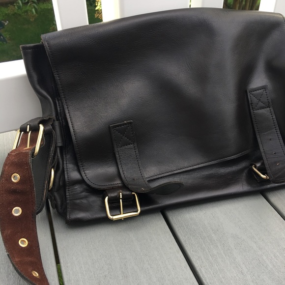 Genuine leather brown laptop shoulder bag - Picture 8 of 8
